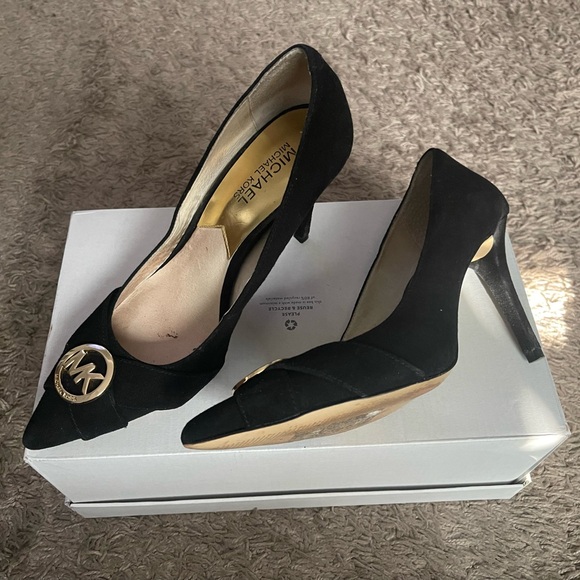 Michael Kors Black Heels with Gold Accent - Picture 2 of 2